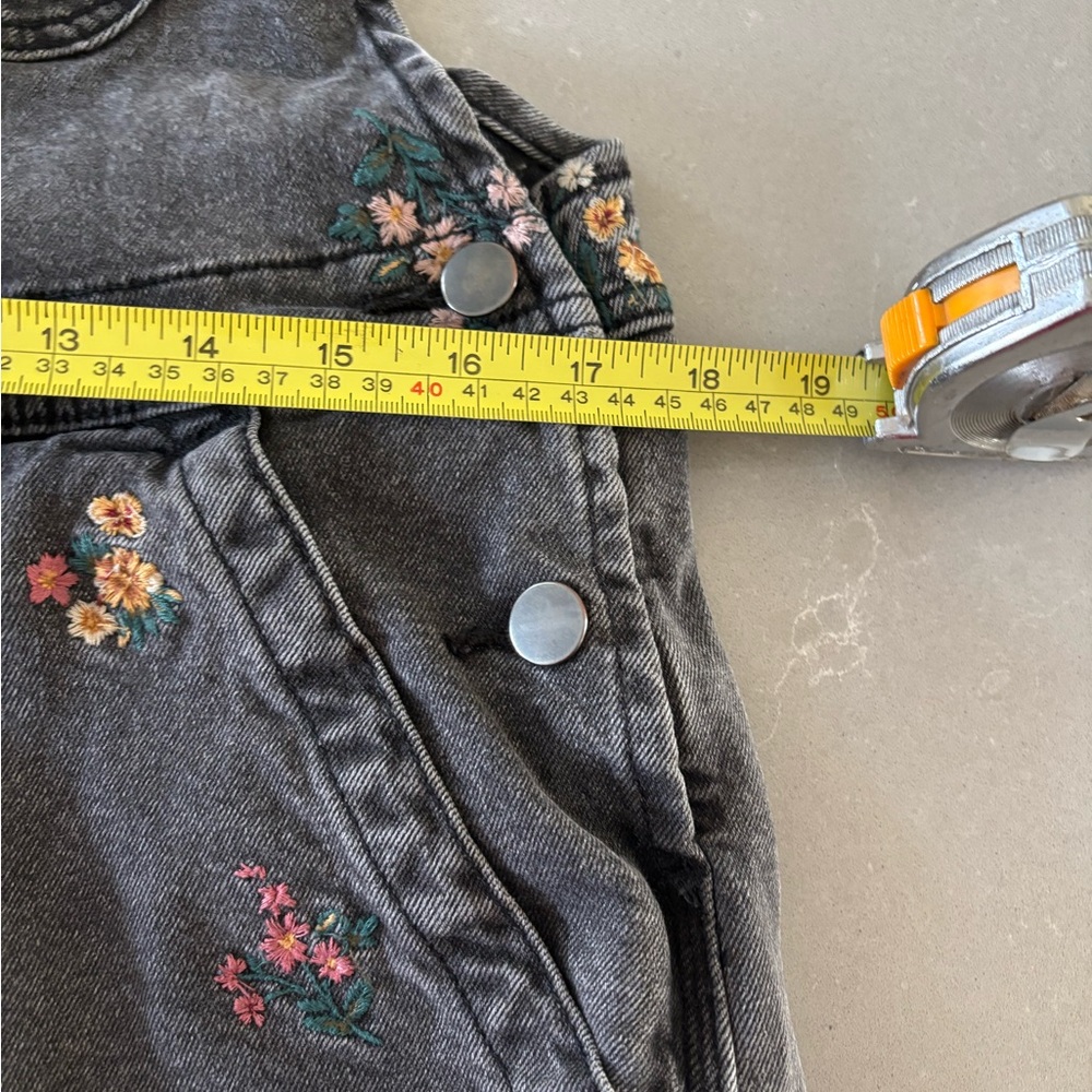 DRIFTWOOD Black Floral embroidered Shortalls - Picture 9 of 10